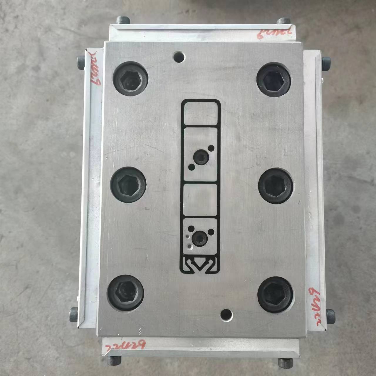 PVC木塑、發(fā)泡模具